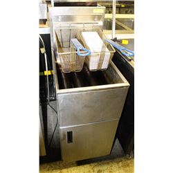MKE DOUBLE BASKET COMMERCIAL GAS DEEP FRYER