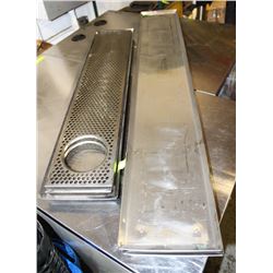 4 STAINLESS STEEL DRIP TRAYS W/ 2 INSERTS
