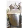 Image 1 : STAINLESS STEEL CABINET W/ HAND SINK