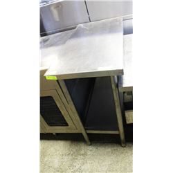 3FT STAINLESS STEEL WORKTABLE