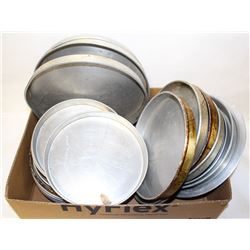 LOT OF 23 PIZZA PANS