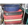 Image 1 : STACK OF CAFETERIA SERVING TRAYS