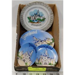 4 VINTAGE DISNEY WORLD  PLATES