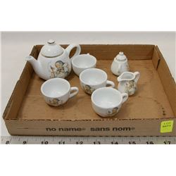MADE IN GERMAN VINTAGE HUMMEL MINIATURE TEA SET
