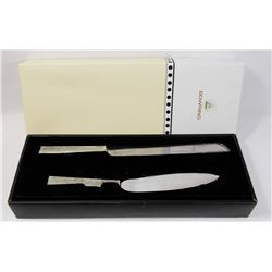 BOWRING 2PC CAKE SET CRYSTAL HANDLES,