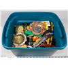 Image 1 : BOX W/ ESTATE KNIFE, CIGAR CUTTERS, TOBACCO