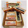 Image 1 : FLAT OF HO SCALE TRAIN CARS