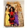Image 1 : FLAT OF VINTAGE BARBIE'S