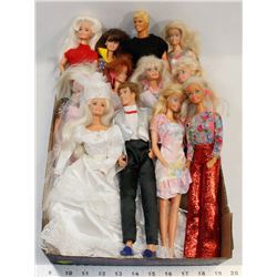 FLAT OF VINTAGE BARBIE'S