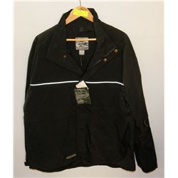 NEW SIZE L MENS OUTER BOUNDARY WIND AND WATERPROOF