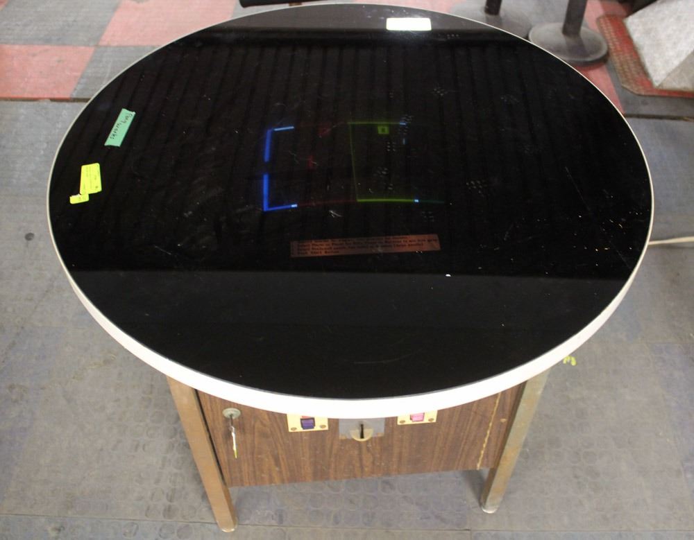 VINTAGE TABLE TOP PING PONG ARCADE GAME