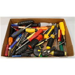 FLAT OF SCREWDRIVERS.