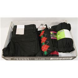 SKINNY JEANS & SOCKS FLAT