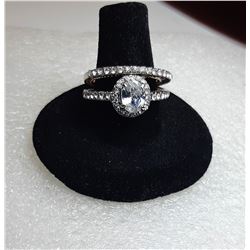 11)  2PCE WHITE TOPAZ WEDDING SET