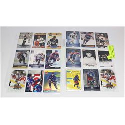 LOT OF 18 WAYNE GRETZKY HOCKEY CARDS
