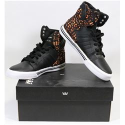 NEW SUPRA KIDS SKYTOP SIZE 2 WHITE/BLACK SHOES.