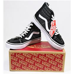 NEW SK8-HI ZIP VANS KIDS SIZE 3 HI TOP SHOES.