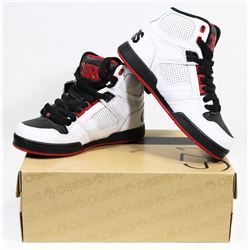 NEW OSIRIS NYC 83 SIZE 1 WHITE & BLACK SHOES.