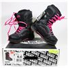 Image 1 : NEW VANS SIZE 6 MANTRA WOMENS BLACK & PINK