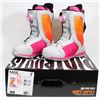Image 1 : NEW RIDE SAGE SIZE 7 WOMENS SNOWBOARDING BOOTS