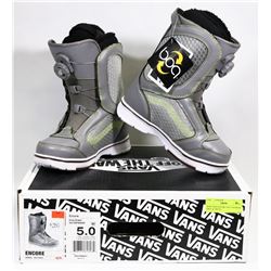 NEW VANS ENCORE SIZE 5 WOMENS GREY & GREEN