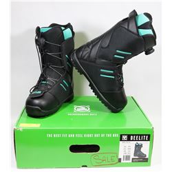 NEW FLOW DEELITE SIZE 8 SNOWBOARDING BOOTS