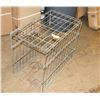 Image 1 : MEDIUM ANIMAL TRAVEL CAGE.