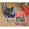 Image 1 : 2 TOTES OF LUGGAGE BAGS AND BACKPACKS