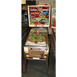 1973 GOTTLIEB'S HOT SHOT PINBALL MACHINE