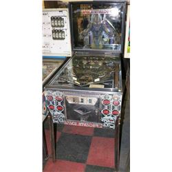 SPACE INVADERS BY BALLY PINBALL MACHINE
