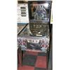 Image 1 : SPACE INVADERS BY BALLY PINBALL MACHINE