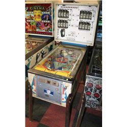 CHICAGO COIN 1960s PINBALL MACHINE