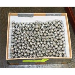 LOT OF 600  VINATGE 1970 PACHINKO PINBALL MACHINE