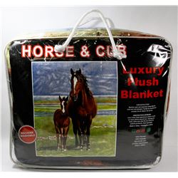 NEW "HORSE & FOAL" LUXURY PLUSH BLANKET