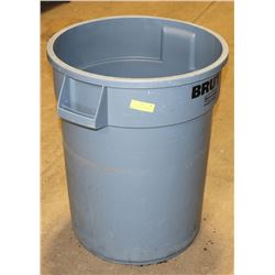 23 GALLON BRUTE COMMERICAL GARBAGE CAN