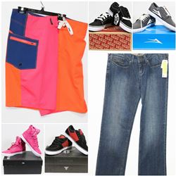 FEATURED LOT: SKATE AND SNOWBOARD SHOP APPAREL