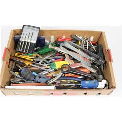 ESTATE FLAT OF TOOLS.