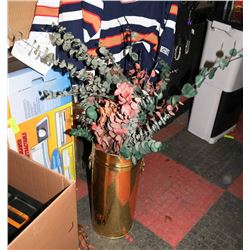 SHOWHOME VASE WITH PLANT.