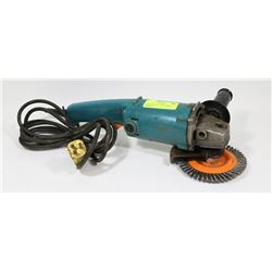 MAKITA 9005B - 5 INCH WHEEL GRINDER,