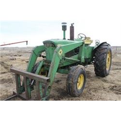 JOHN DEERE 3020 GAS TRACTOR