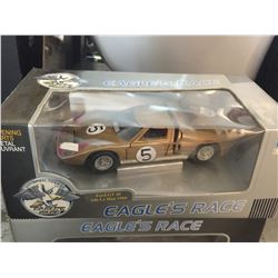 EAGLES RACE 1/18 040000 FORD GT 40 24H LE MAN 1966 #5 GOLD