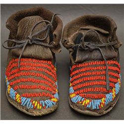 SIOUX INDIAN MOCCASINS