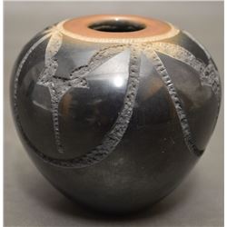 SANTA CLARA INDIAN POTTERY VASE (MARTINEZ)
