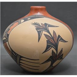 JEMEZ POTTERY VASE (FRAGUA)