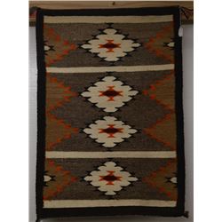 NAVAJO INDIAN TEXTILE