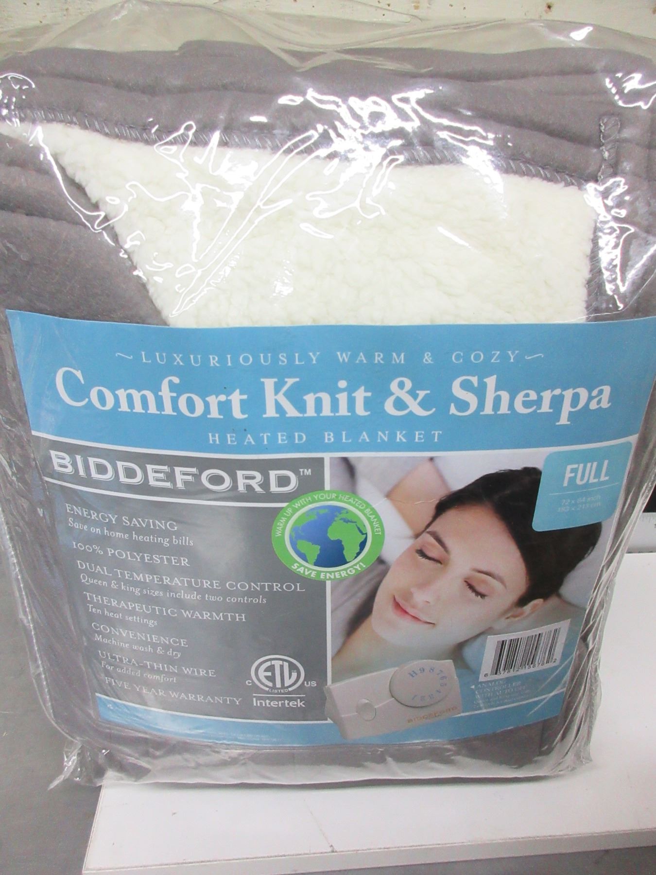 New Full Heated Blanket / ten heat settings / Machine wash and dry