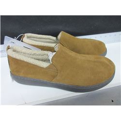 New Mossimo Genuine Suede Slippers non marking sole size 11