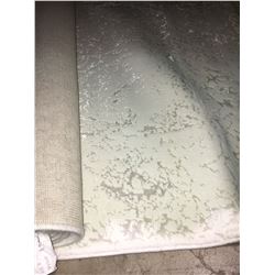 PATCHWORK CARPET WOOL 8' X 5' WHITE, SILVER WOVEN PERSIAN AREA RUG