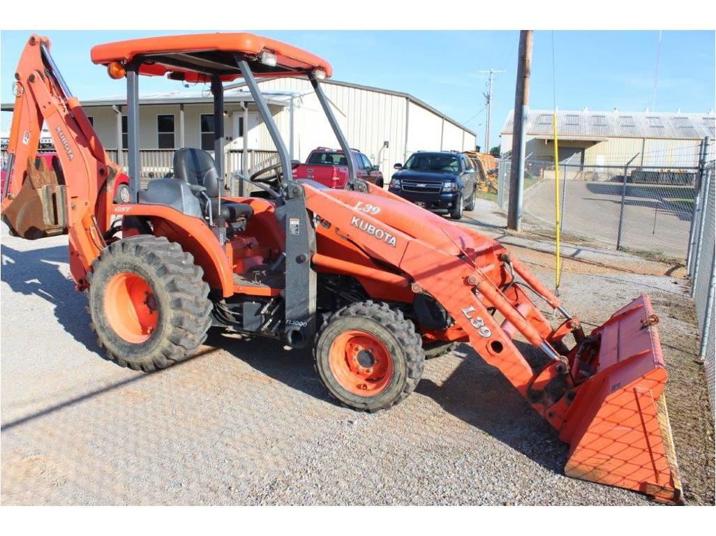 2008 KUBOTA L39 LOADER BACKHOE VIN/SN53932 4X4, BUCKET, CANOPY