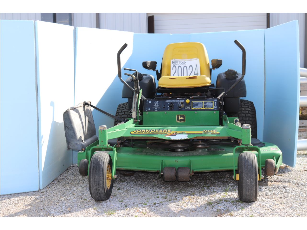 JOHN DEERE M665 LAWN MOWER ZERO TURN J.M. Wood Auction Company, Inc.